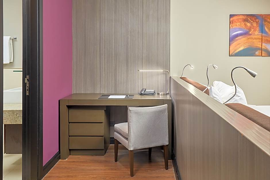 Photo 1 of 4 of Suite