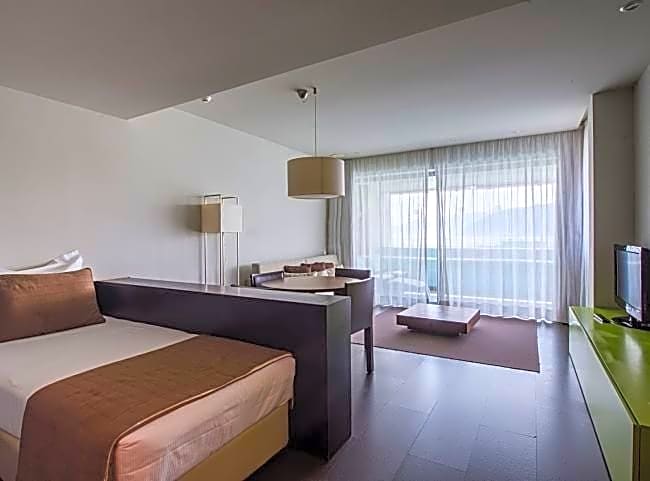 Aqualuz Troia Mar Hotel by The Editory