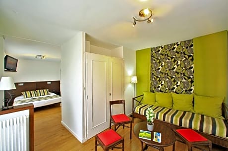 Large Double Room