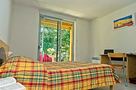 Double or Twin Room (2 Adults)