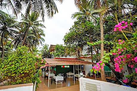 Hotel Halcyon - Near Candolin Beach