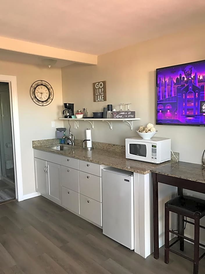 Red Rock Motel and Dam Motel