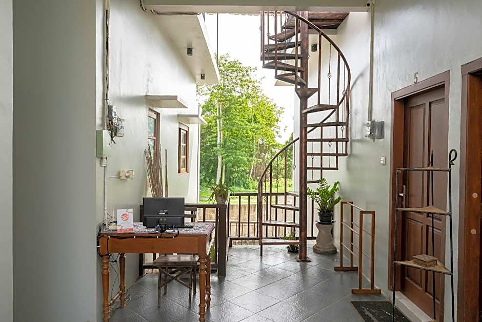 Super OYO 2417 Panen House