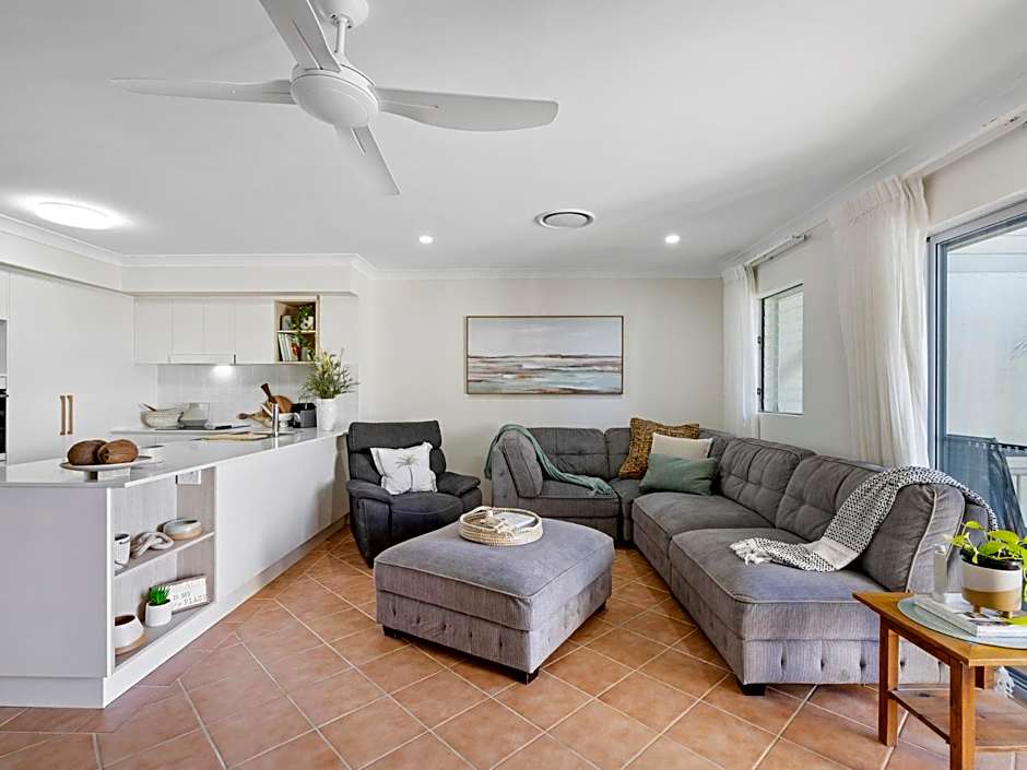 Sunrise Cove Holiday Apartments