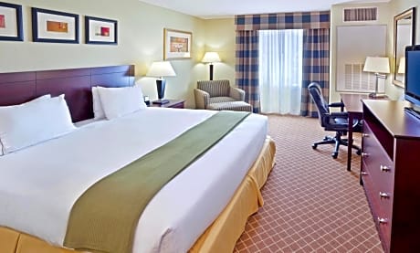 Holiday Inn Express Hotel & Suites Chehalis - Centralia By IHG