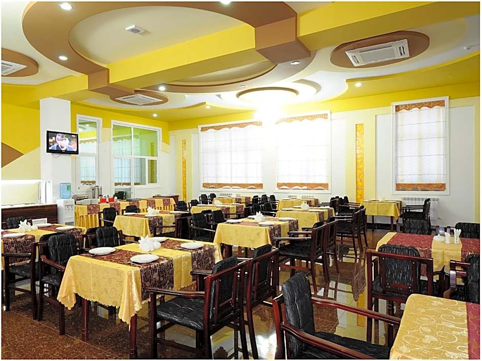 Golden Valley Hotel
