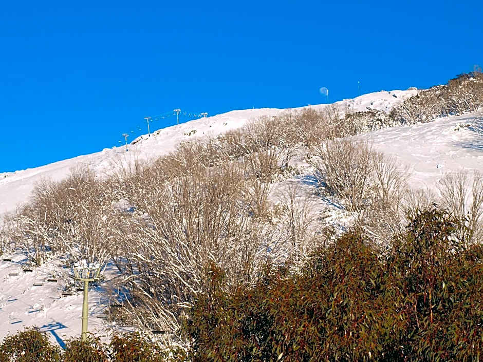 Falls Creek Country Club