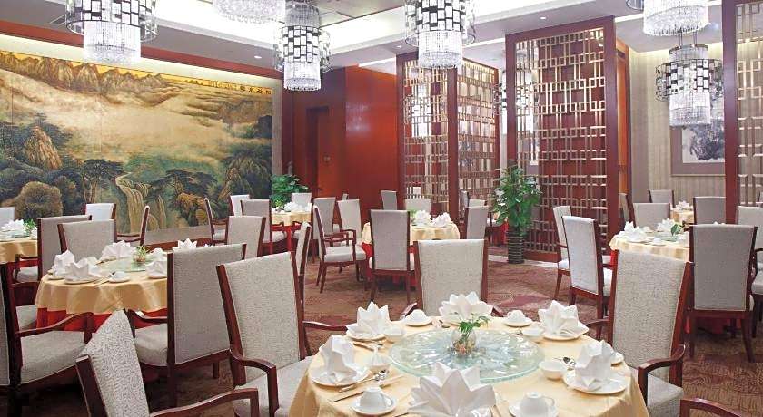 Crowne Plaza Xiangyang By IHG