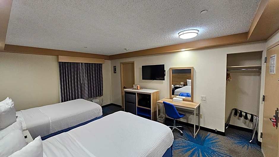 Econo Lodge Woodbridge