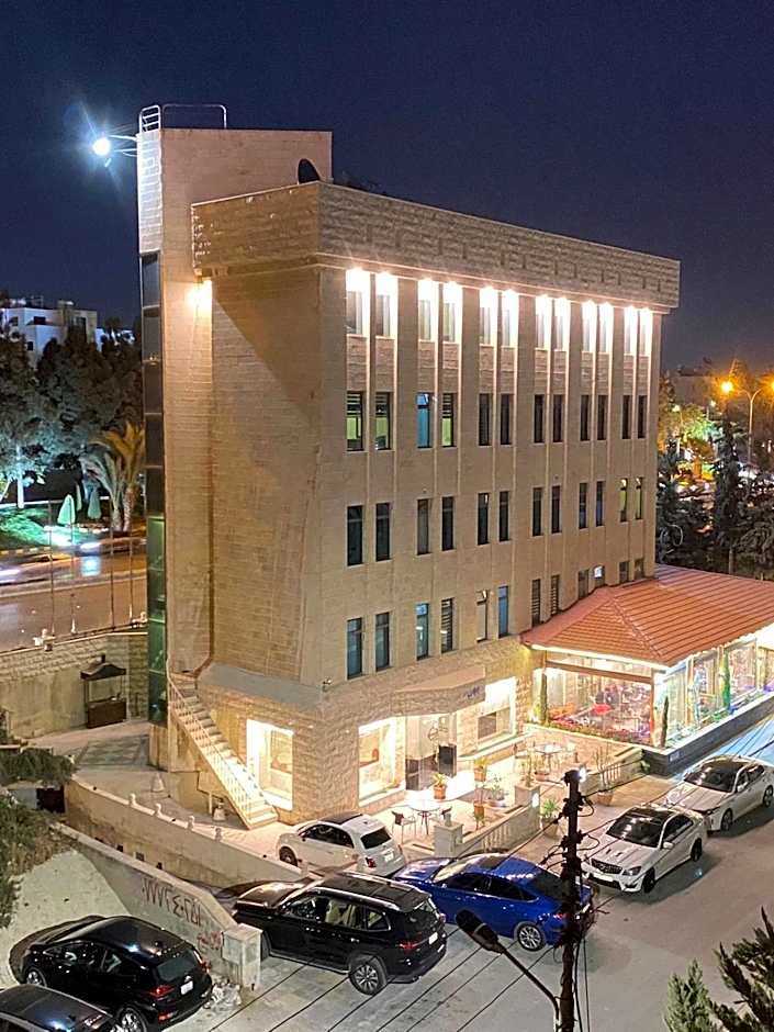Rozana Hotel