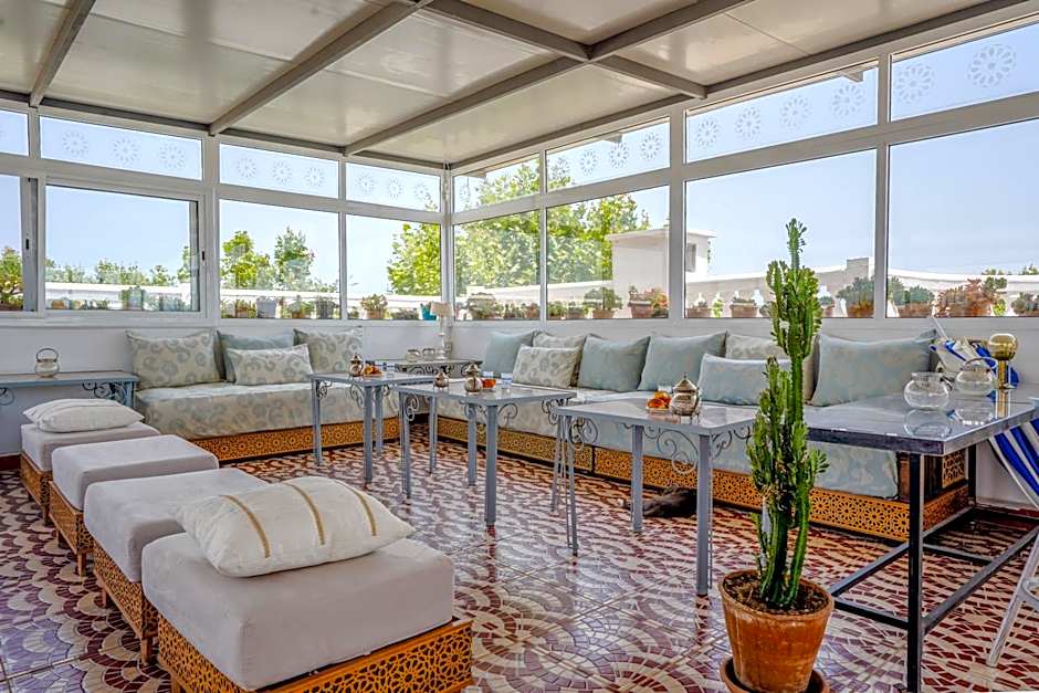 Riad Salt River