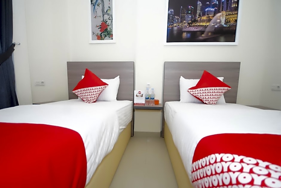 OYO 251 The Maximus Inn Hotel