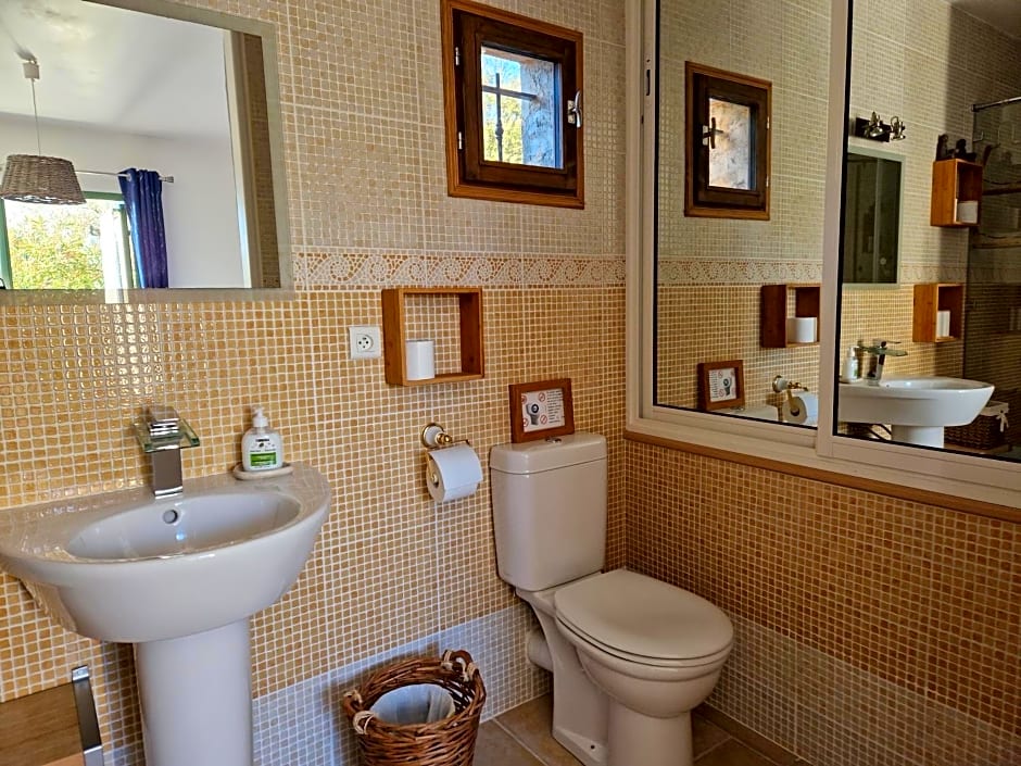 Le Petit Coin de Paradis