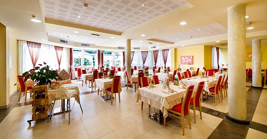 Nature Bio Hotel Elite