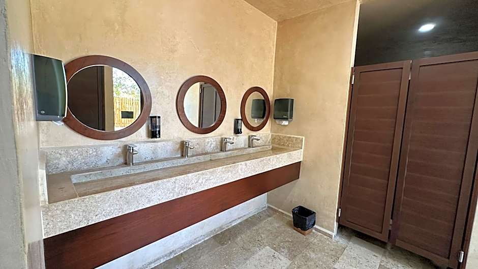 Totem Beach Club - Celestun