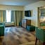 Hampton Inn By Hilton And Suites New Orleans-Elmwood