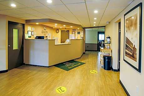 Quality Inn Stadium Area Green Bay Stadium