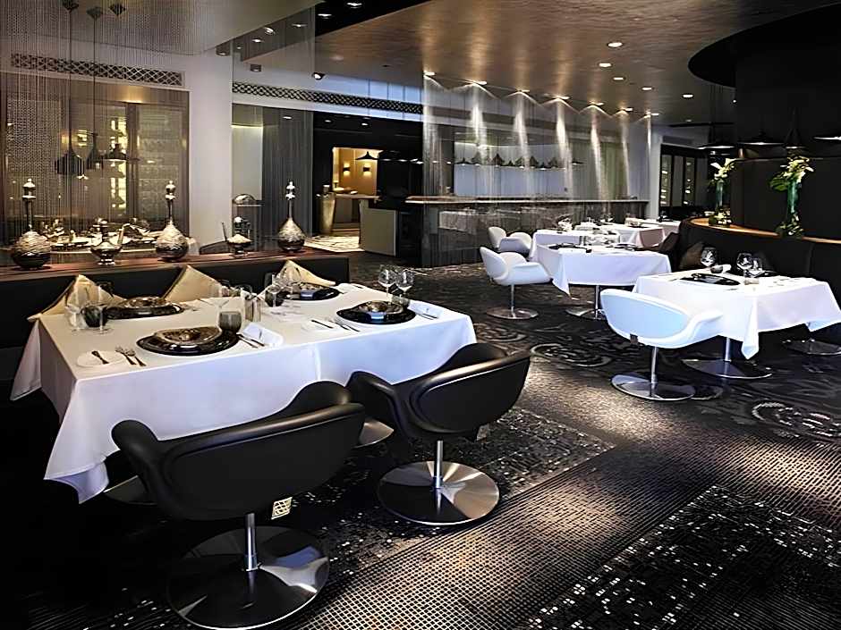 Shangri-La Hotel Apartments Qaryat Al Beri