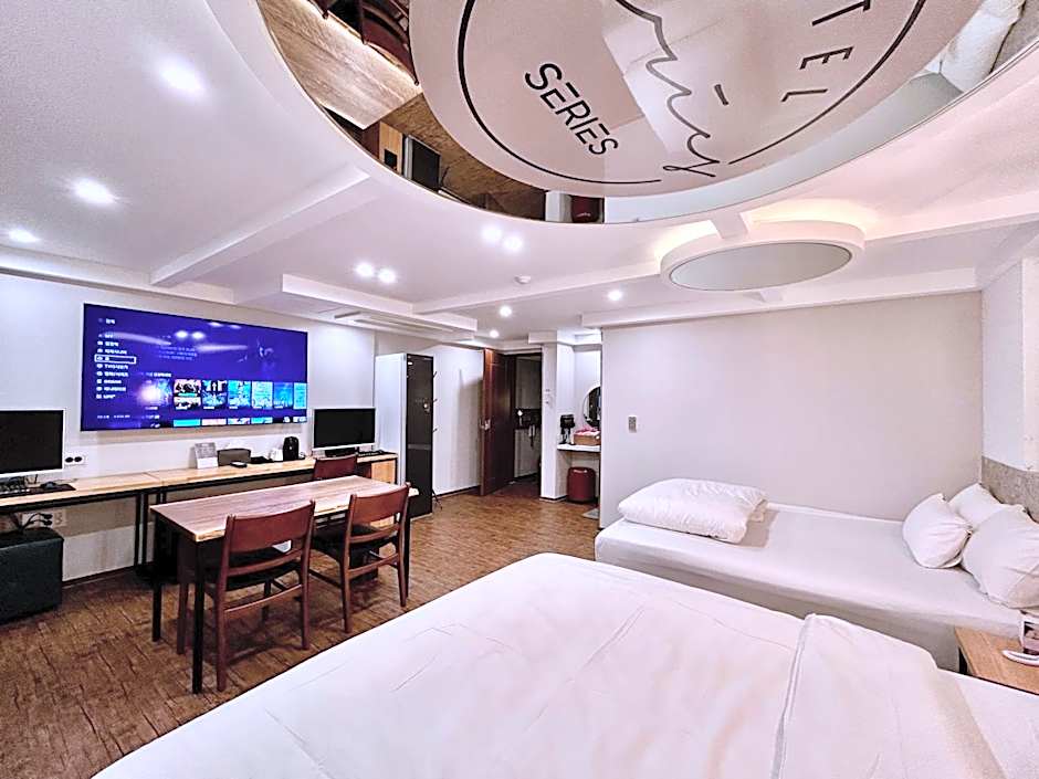 Series hotel