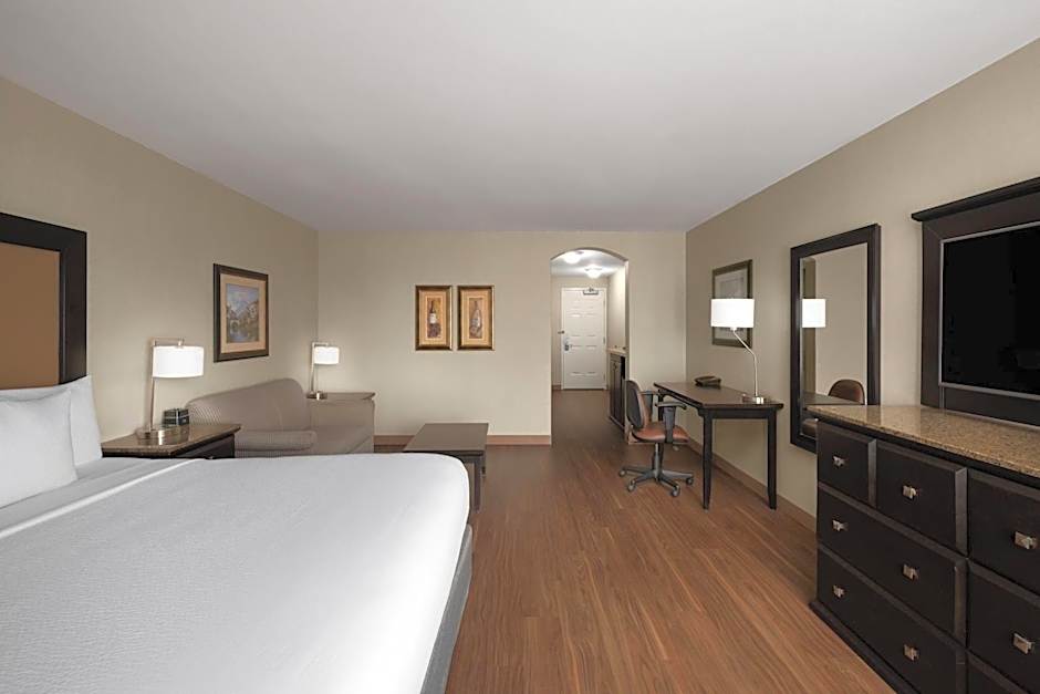 La Quinta Inn & Suites by Wyndham Paso Robles
