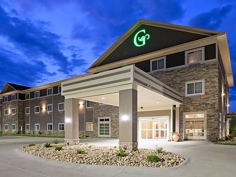 GrandStay Hotel & Suites Valley City