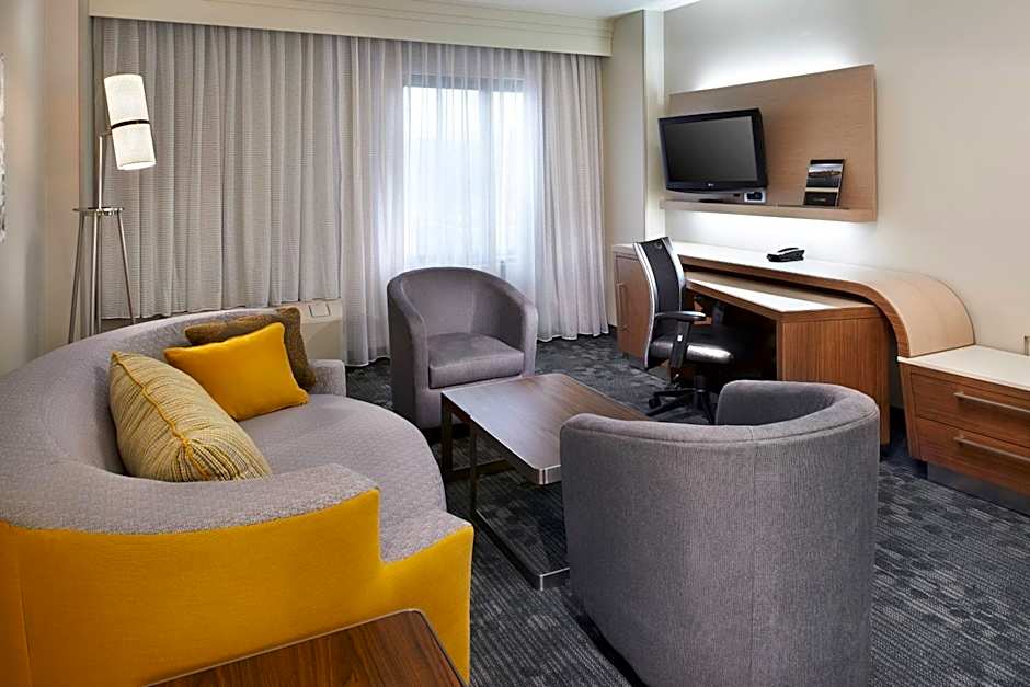 Courtyard by Marriott Cincinnati Covington