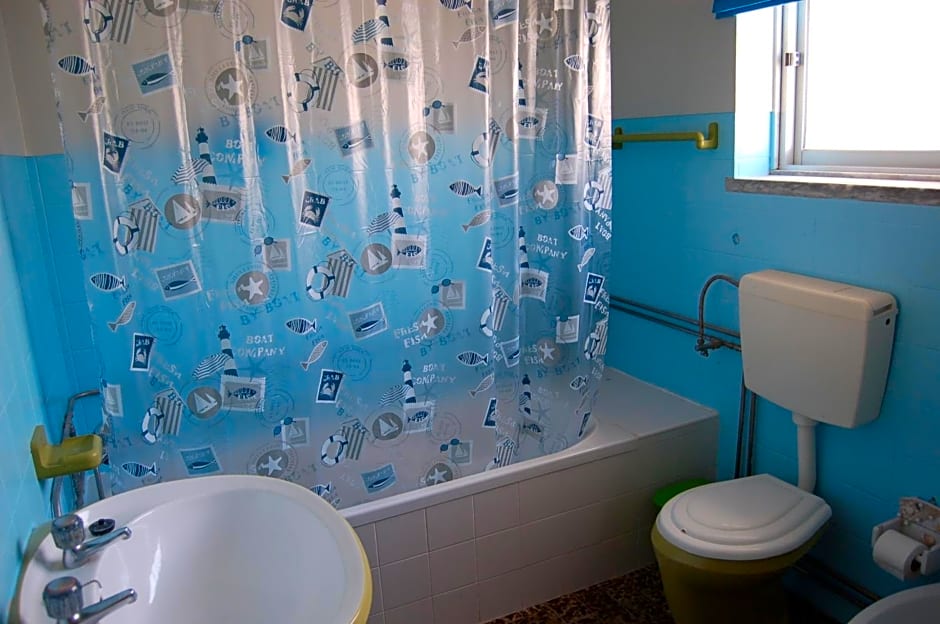 SwordFish Eco-House Peniche