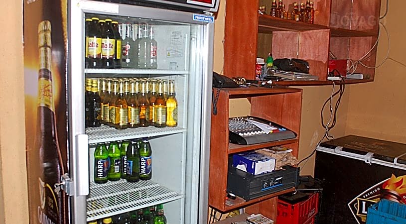 Adesuwa Royal Guest House Ipaja