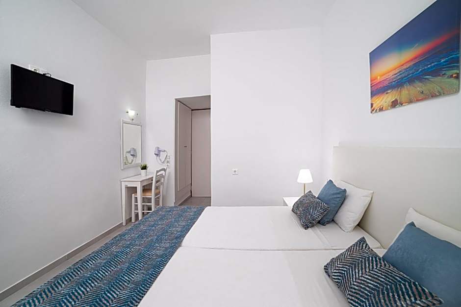 Roxani Hotel