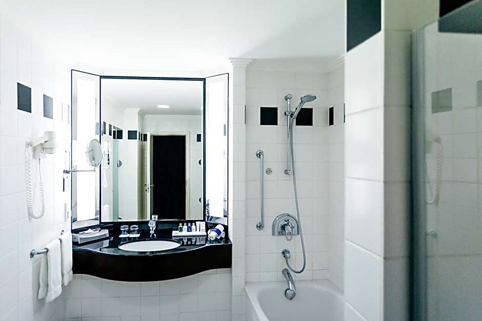 Radisson Blu Carlton Hotel, Bratislava