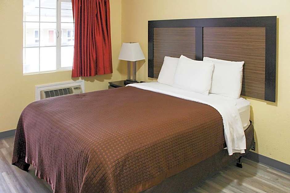 Rodeway Inn Medford South I-5