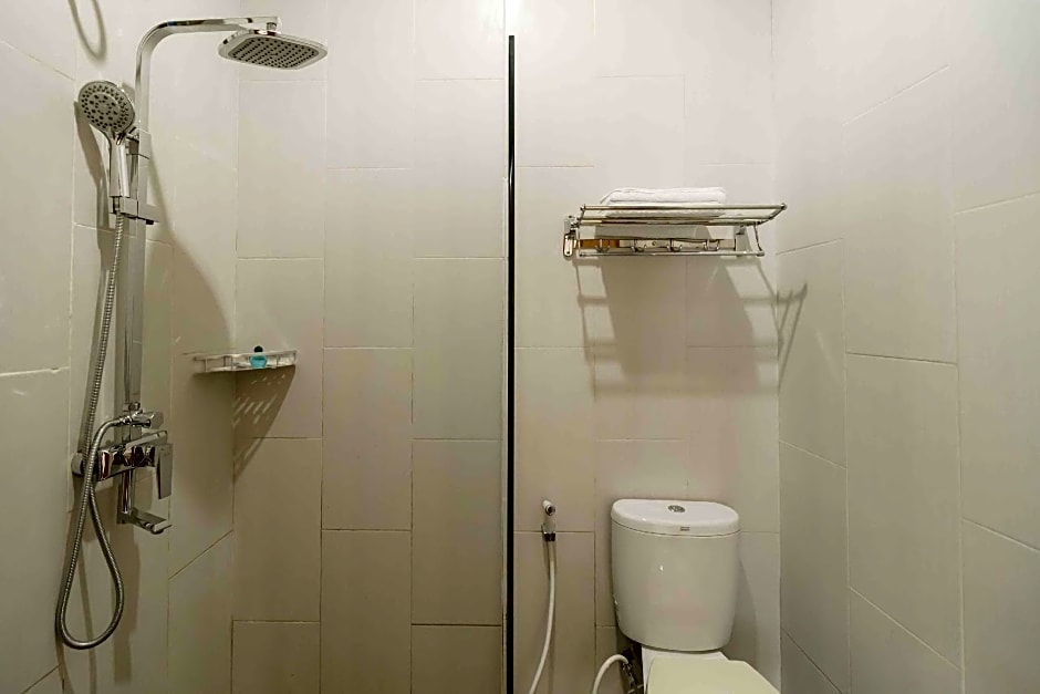 RedDoorz @ Hotel Copacobana Bengkulu