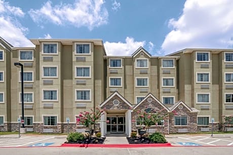 Microtel Inn & Suites by Wyndham Austin Airport