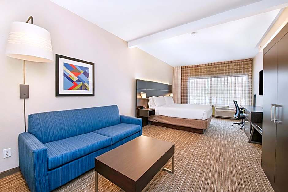 Holiday Inn Express - Delafield By IHG