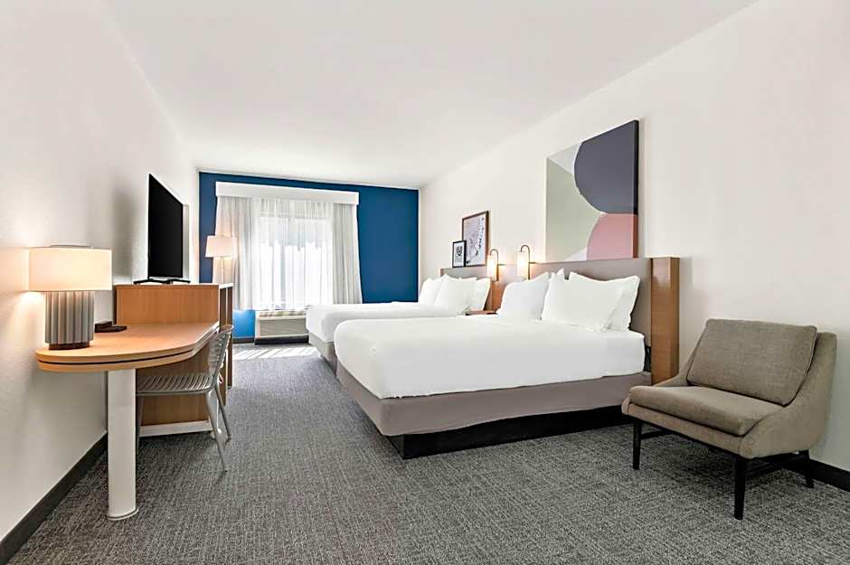 Spark by Hilton Lancaster Dutch Country