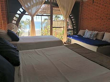 Standard Twin Room with Sea View