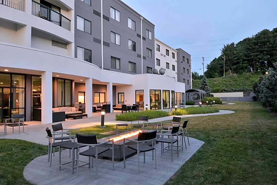 Courtyard by Marriott Harrisburg Hershey