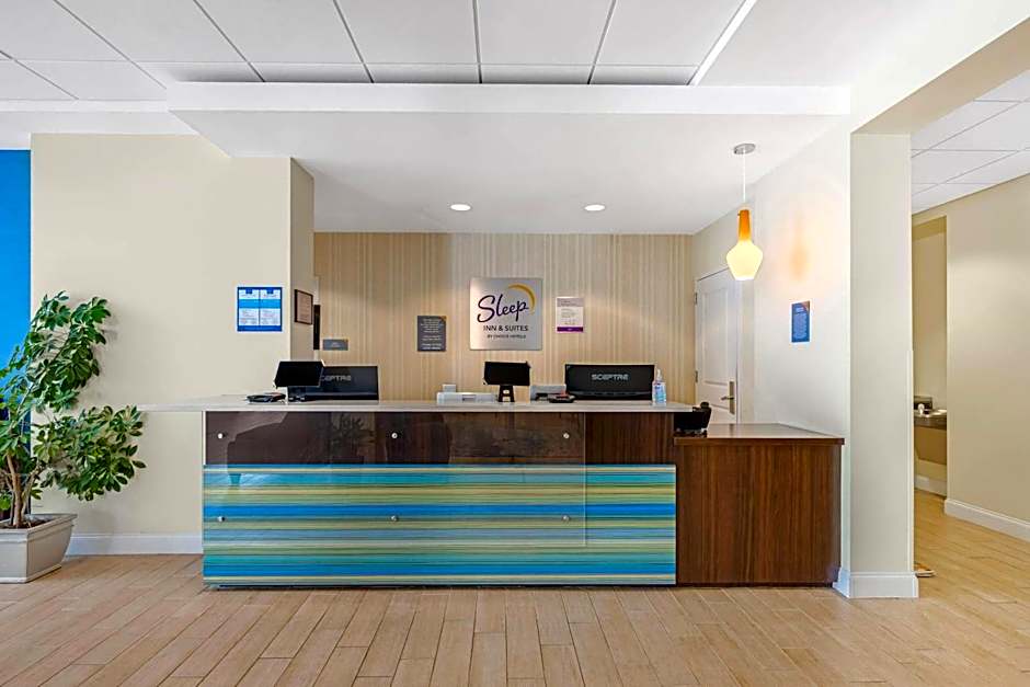 Sleep Inn & Suites Altoona North