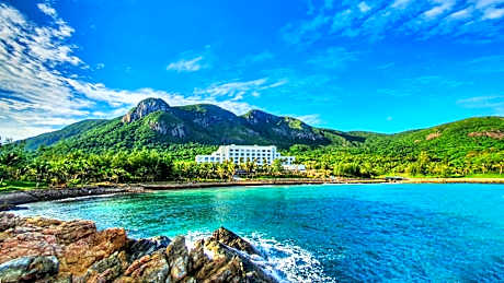 Orson Hotel & Resort Con Dao