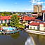 Sheraton Westport Chalet Hotel St. Louis