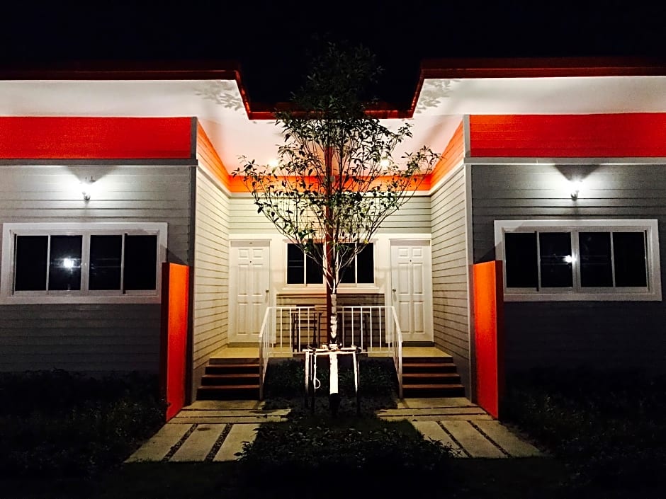 Baanpermsook Impact Muang Thong