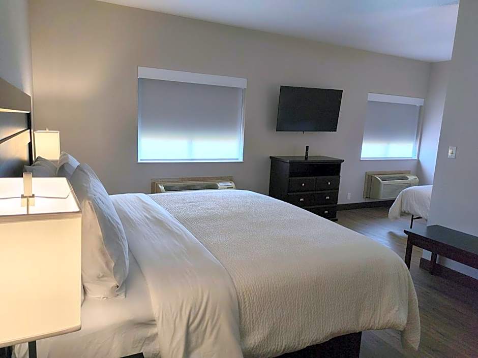 Grander Inn & Suites by IHG