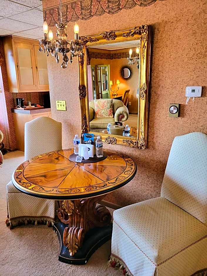 Altland House Inn & Suites