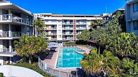 Swell Resort Burleigh Heads