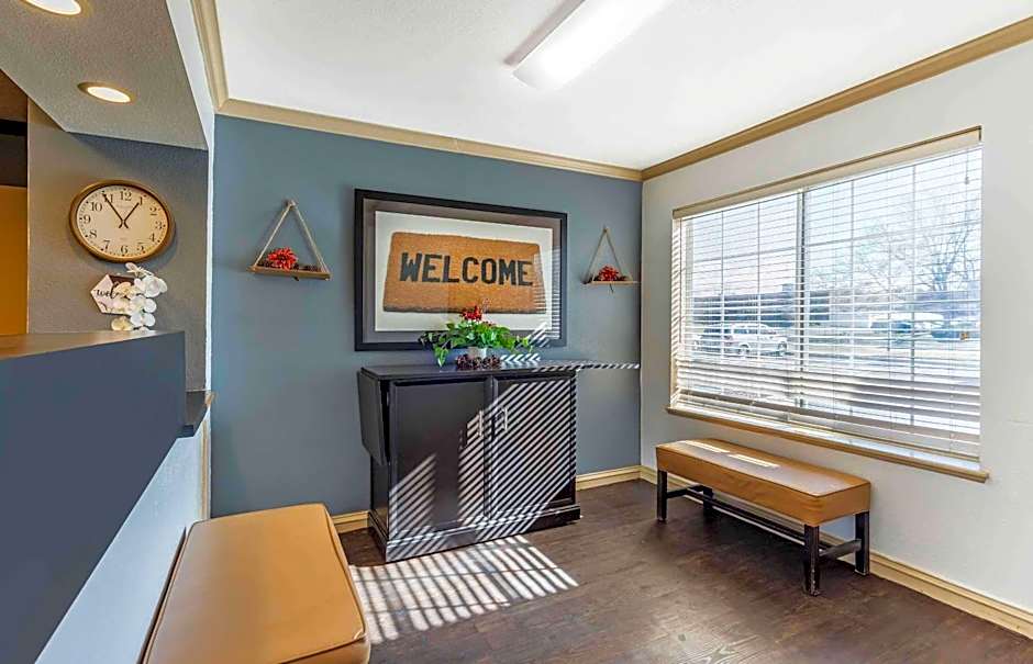 Extended Stay America Select Suites - Chicago - Naperville - East