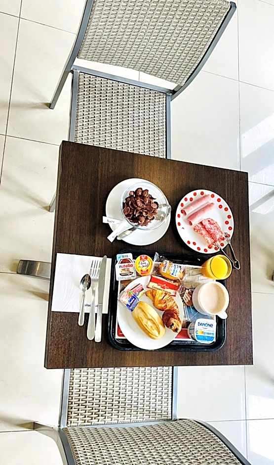 initial by balladins Saint-Quentin / Gauchy