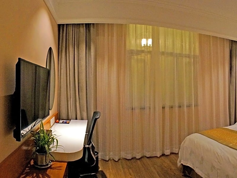 GreenTree Inn Yancheng Binhai OuBaoLiYa City Square Business Hotel