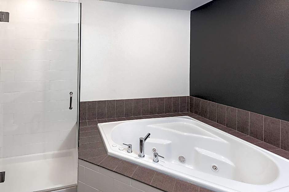 Caretta Landing Sarasota, an Ascend Collection Hotel