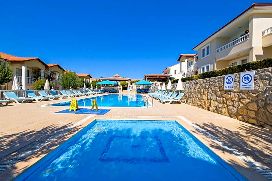 Larimar Suite Hotel