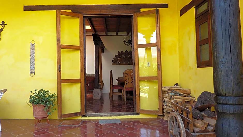 Hotel Ocho Barrios